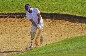 Behinderten-Golfer im Sandbunker an der Algarve: Neue Form der Offenheit. Foto: ATA